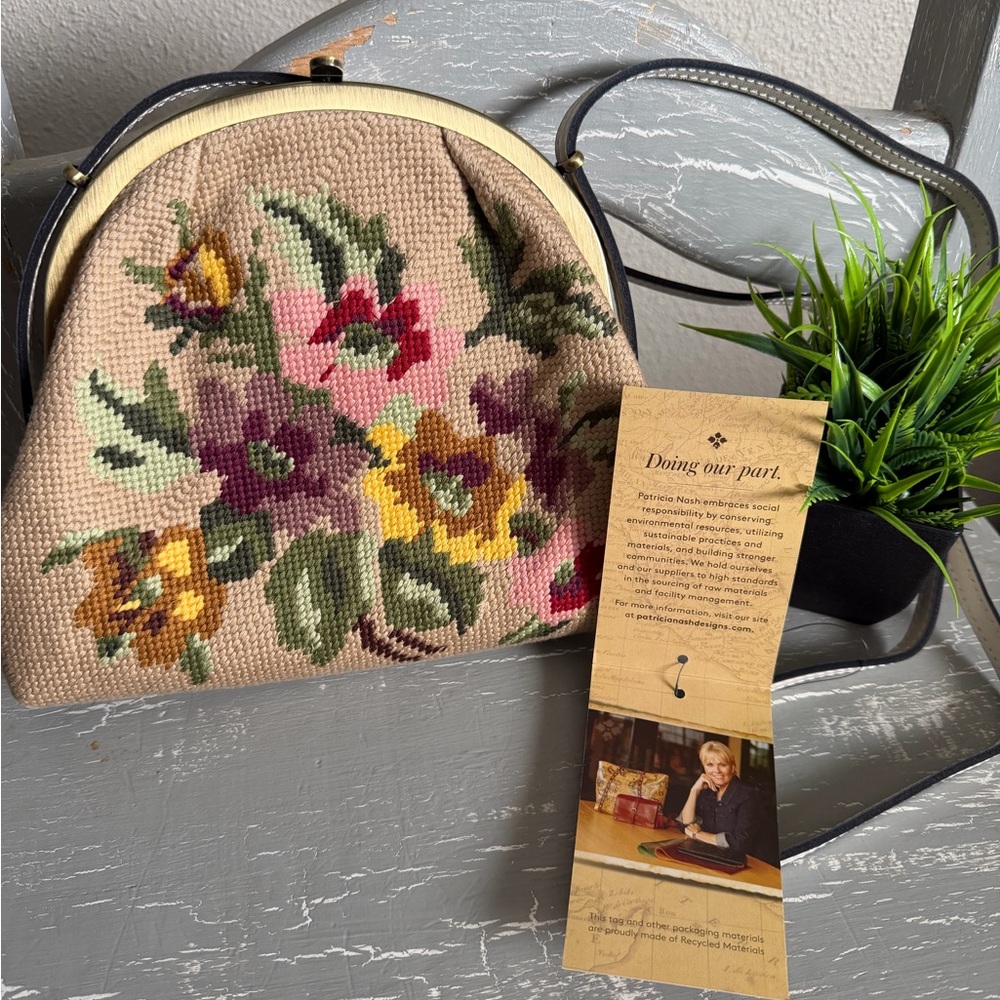 NWT Patricia Nash Needle Point Floral w/ Suede Interior Crossbody in Tan Brown